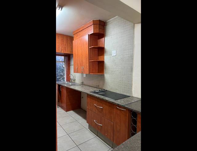 2 BEDROOM APARTMENT TO LET IN CYRILDENE